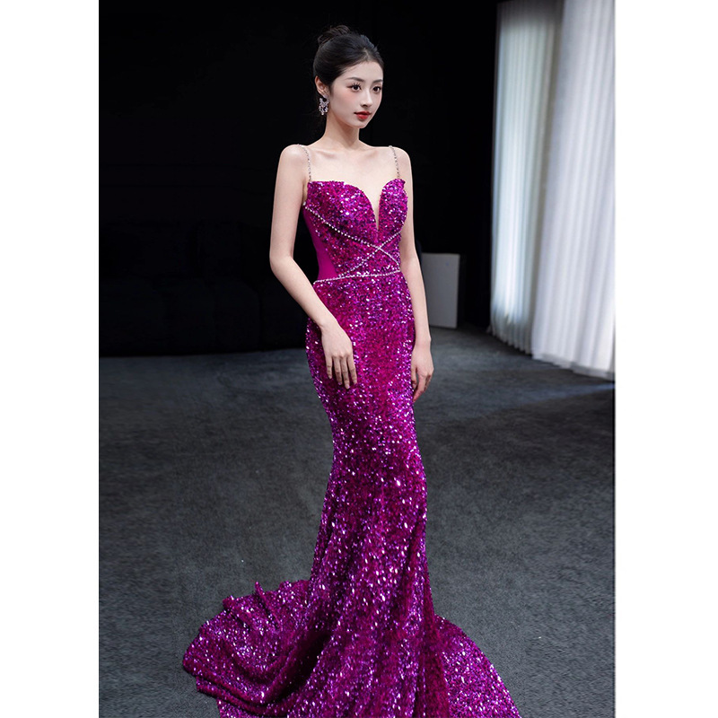 フランス式の魚の尾の敬酒服の新婦の高級感のスパンコールの夜のドレスの朝の服のガーターの婚約するスカートの宴会の司会者の女性|undefined