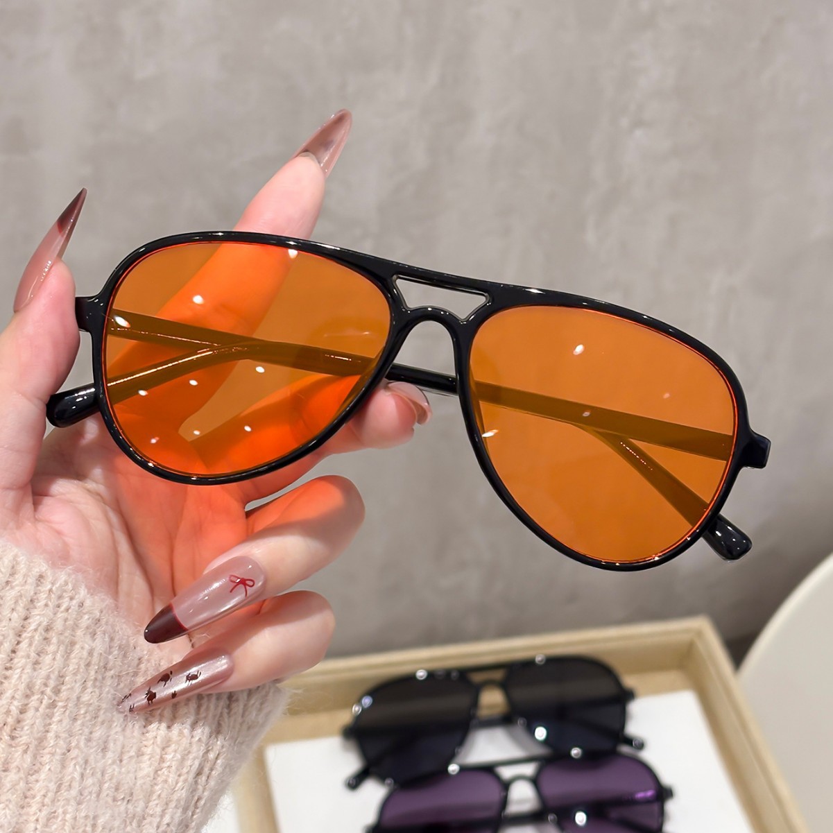 Occhiali da sole aviator donna ultraleggeri stile retrò_voghion.com