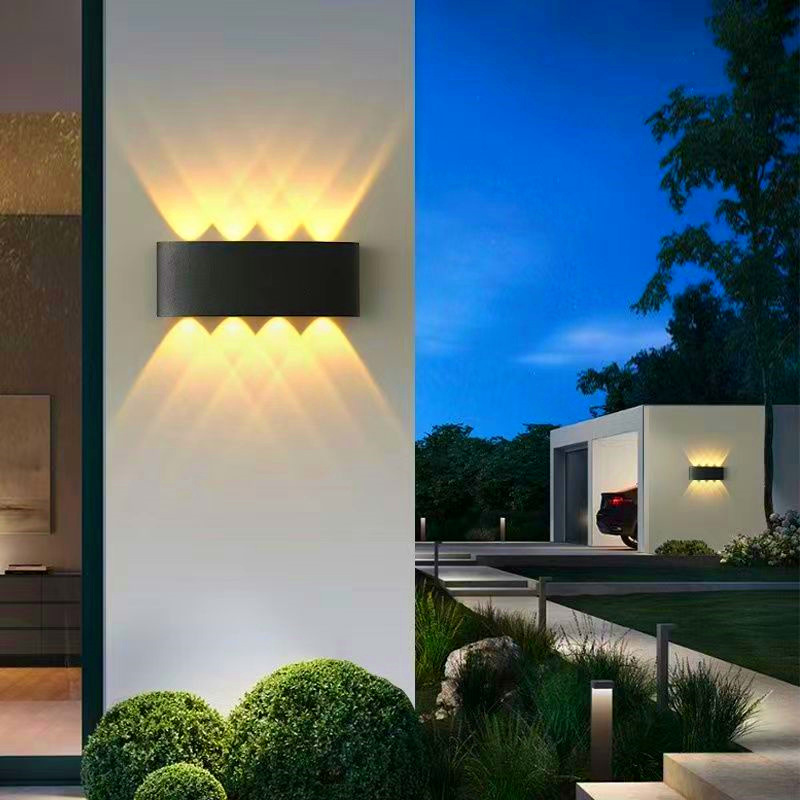 Outdoor Wall Light