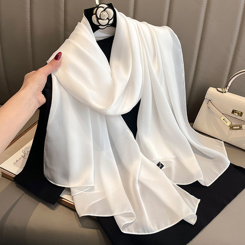 Korean Spring and Autumn New Solid Color Summer Sunscreen Beach Scarf Women's Silk Scarf Air Conditioning Shawl Extra Large Gauze Scarf