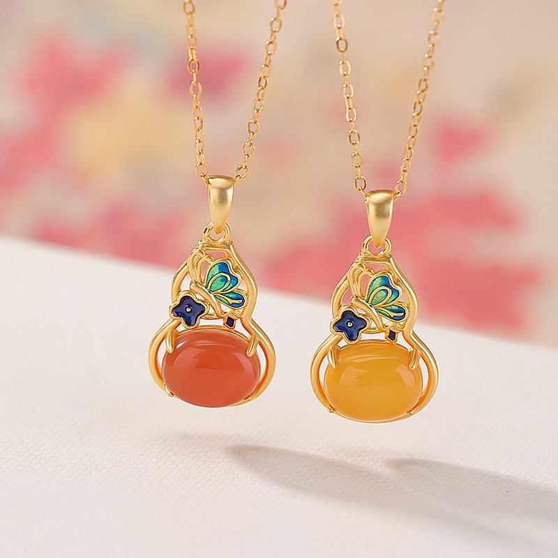 Mặt dây chuyền bạc S925 mạ vàng hình bướm hồ lô đính mã não đỏ và hổ phách — Hồng nước (không kèm dây)