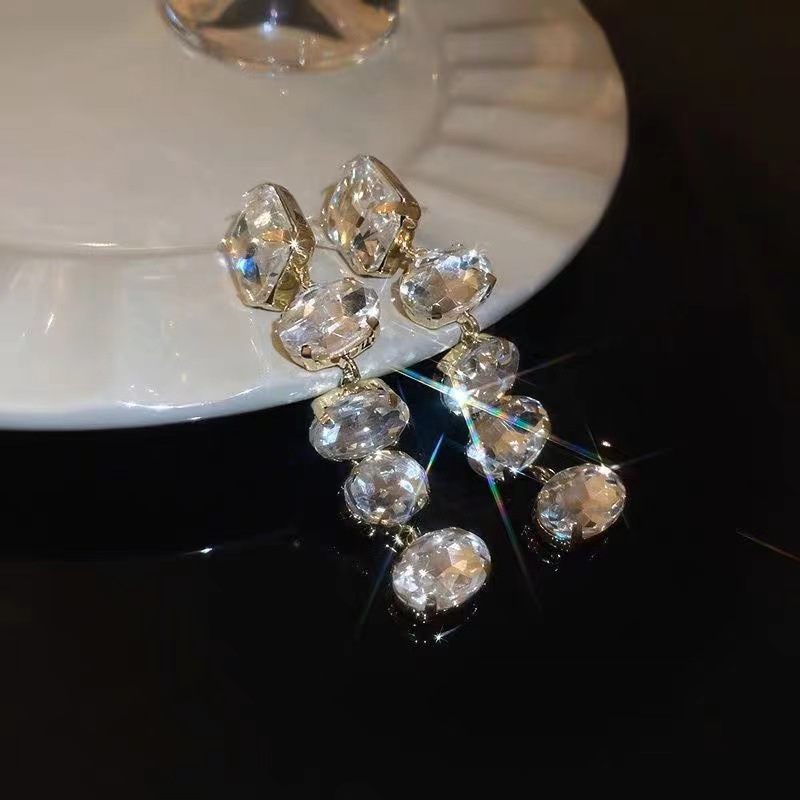 Earring Image 4