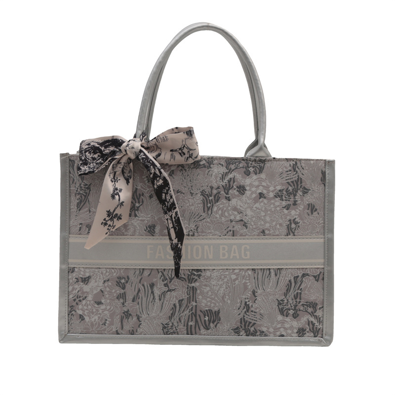 Nueva bolsa china de estilo nacional para mujeres de gran capacidad 2024 nueva bolsa de hombro de verano nueva bolsa especial