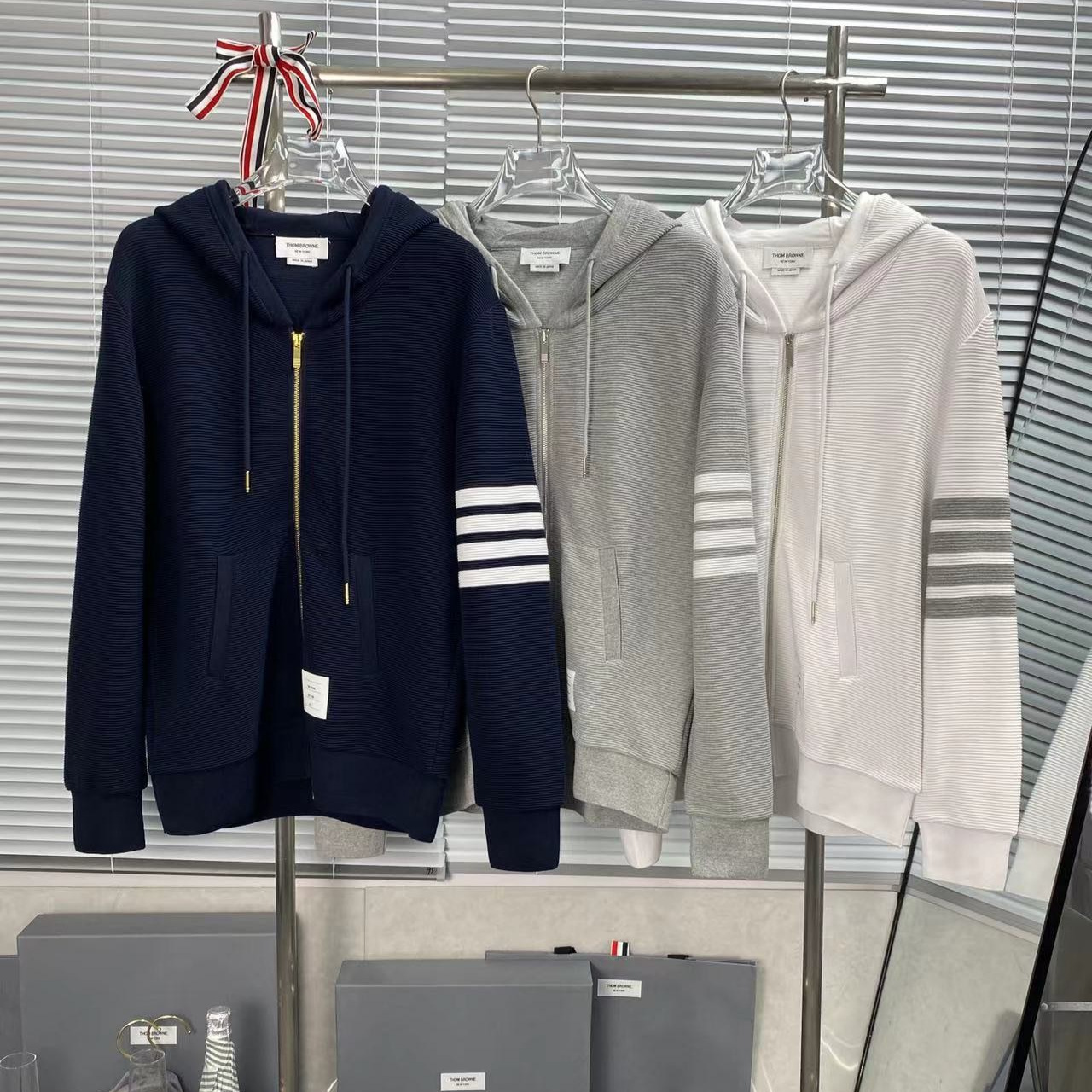 高版本25经典四杠水波纹拉链帽衫男女同款华夫格拉链