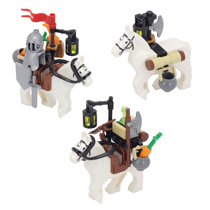 Cross-border new MOC small particles assembled building blocks horse travel weapon weight-bearing horse medieval castle scene decoration