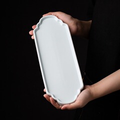 青白い陶磁器の長方形のお茶は平皿の長い卵のお菓子の皿の冷たい前菜の境地の料理のホテルの食器を頼みます。