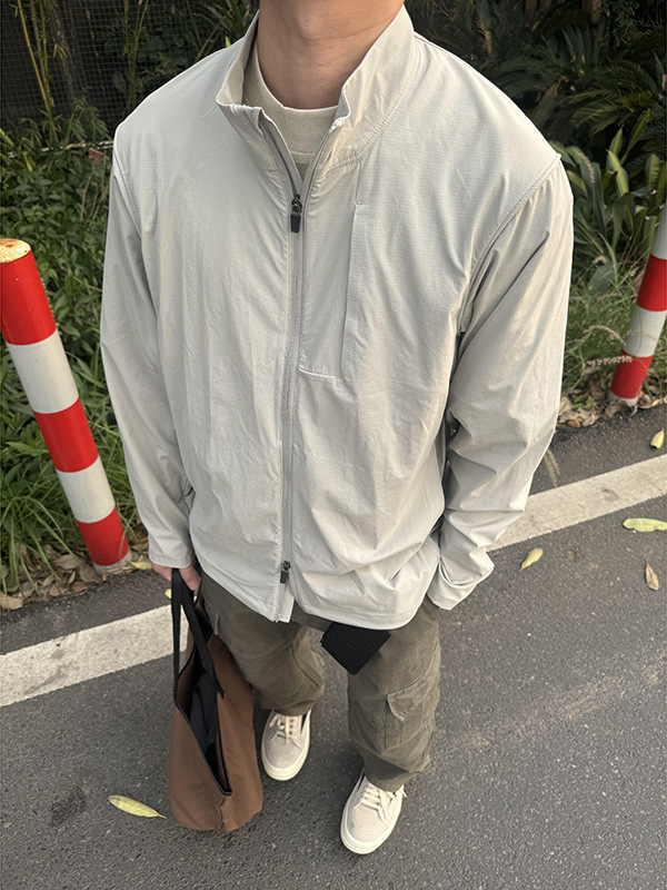 グレーのスタンドカラー日焼け止めジャケットメンズ夏薄い屋外ストリート日焼け止めジャケットハイエンドアメリカン速乾ジャケット|undefined