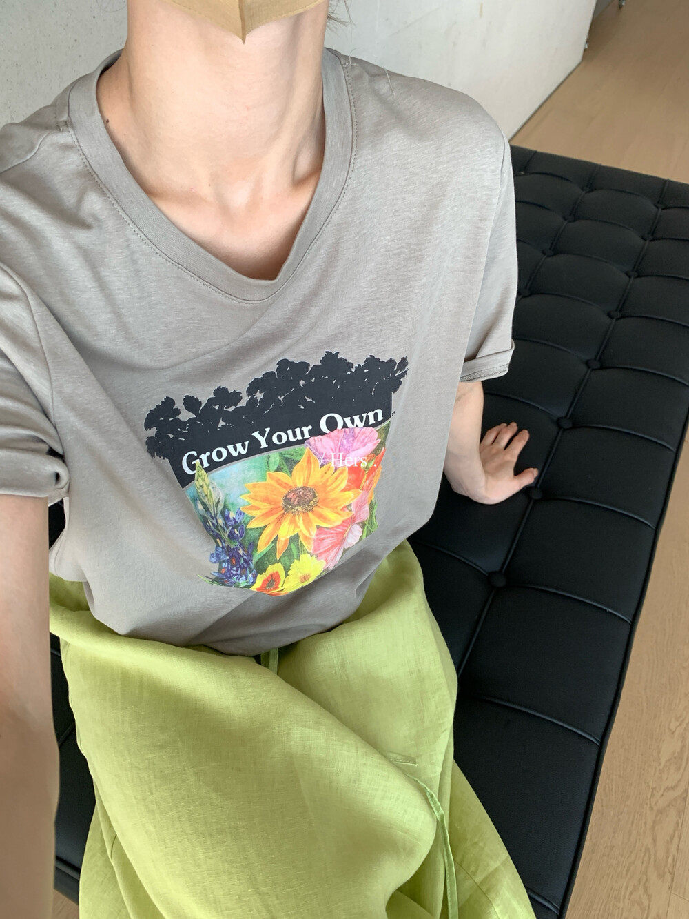 Áo thun nữ cổ tròn tay ngắn họa tiết hoa in vintage phong cách Hàn Quốc rộng thoải mái — Sữa vàng, màu xám, màu mơ chi tiết 11