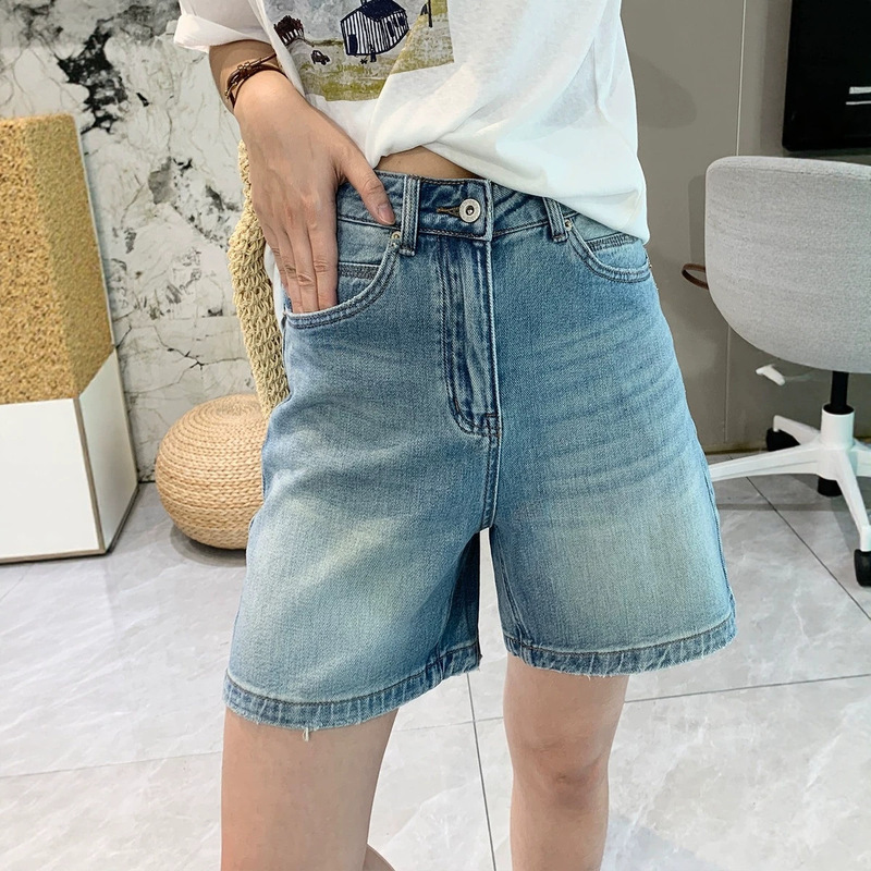 Summer Versatile Light Blue Washed Denim Shorts for Women, Thin High-Waisted Elastic Slimming Loose Wide-Leg Pants for Summer Summer Versatile Light Blue Washed Denim Shorts for Women, Thin High-Waisted Elastic Slimming Loose Wide-Leg Pants for Summer