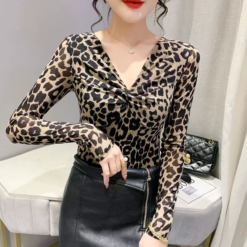 性感V领网纱长袖T恤女装2023秋装新款欧货洋气豹纹上衣修身打底衫