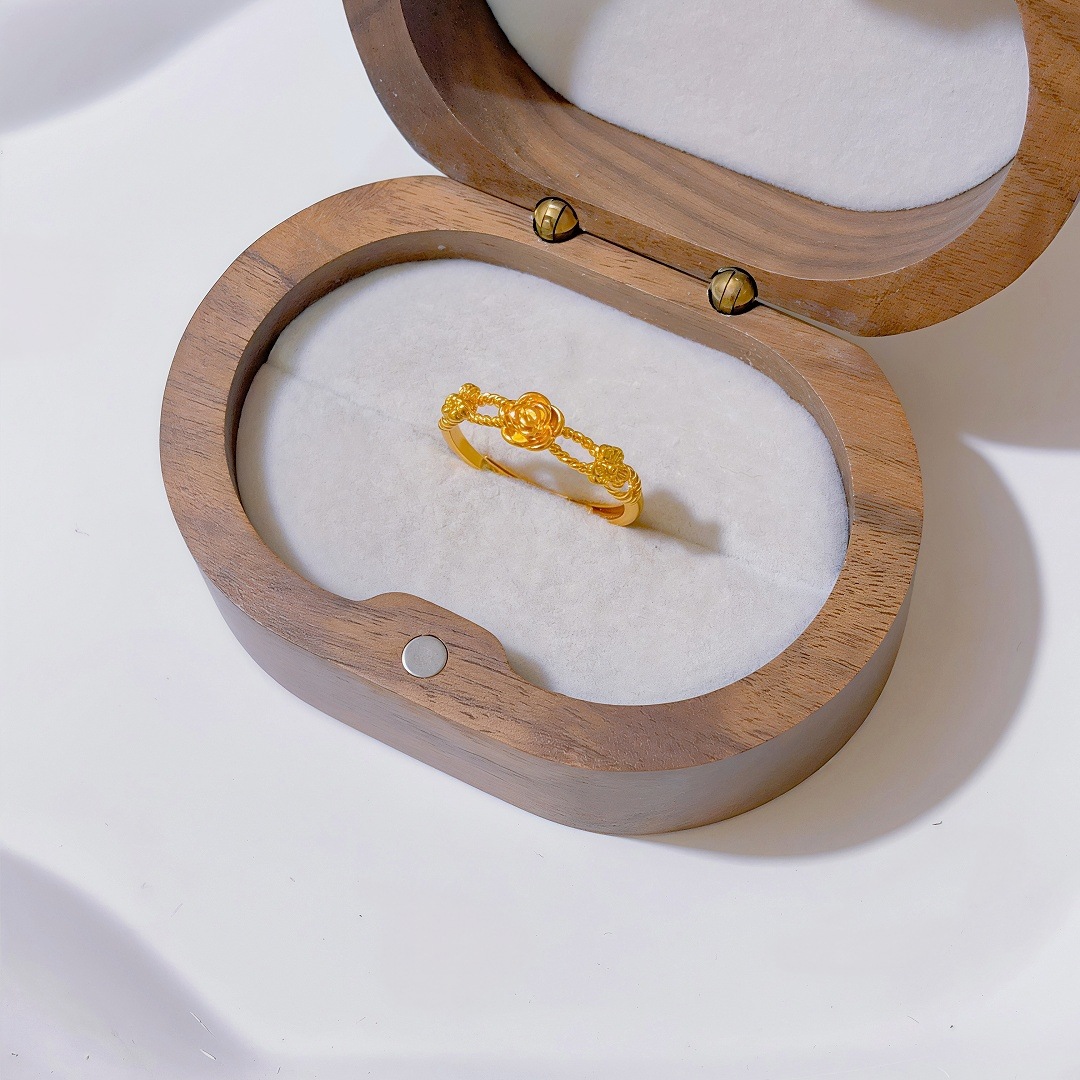True Love Rose Ring [Flowers]