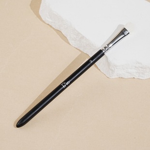 ��Ʒ���ݳ������yˢ�n���ϼ�21̖�w�Së�~�ܱ��^�ɫ�۲���Ӱˢ