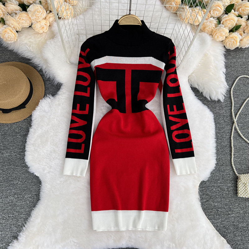 Abbigliamento Donna Abito in maglia elastica e stampata_voghion.com