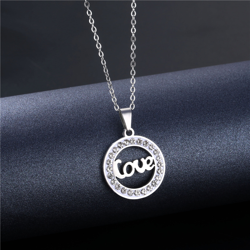 Cross-border Love Letter Necklace Necklace Stainless Steel Style Pendant Ceramic Clay Rhinestone Clavicle Chain Jewelry display picture 3
