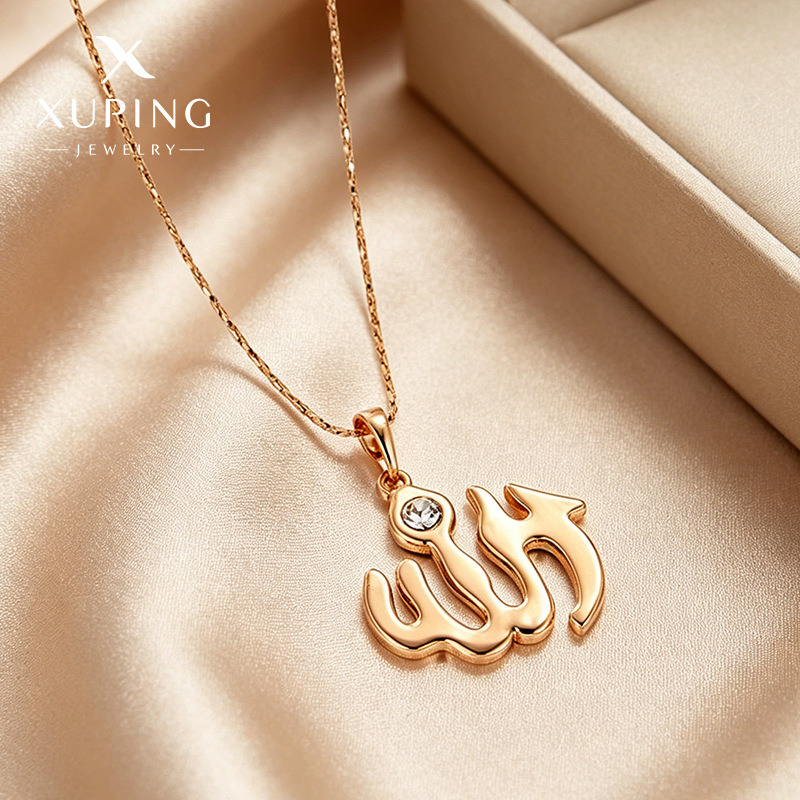 Xuping nicho simple diseño de aleación de cobre galvanizado 18k color de gemas artificiales personalidad colgante de estilo retro