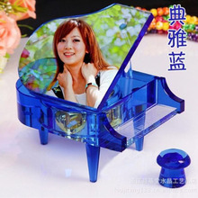 k9彩色水晶钢琴摆件遥控MP3音乐盒八音盒 送男女朋友生日小礼品