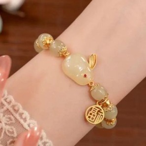 S010-Pulsera Conejo de Jade con Cuentas Blancas#tamaño 119
