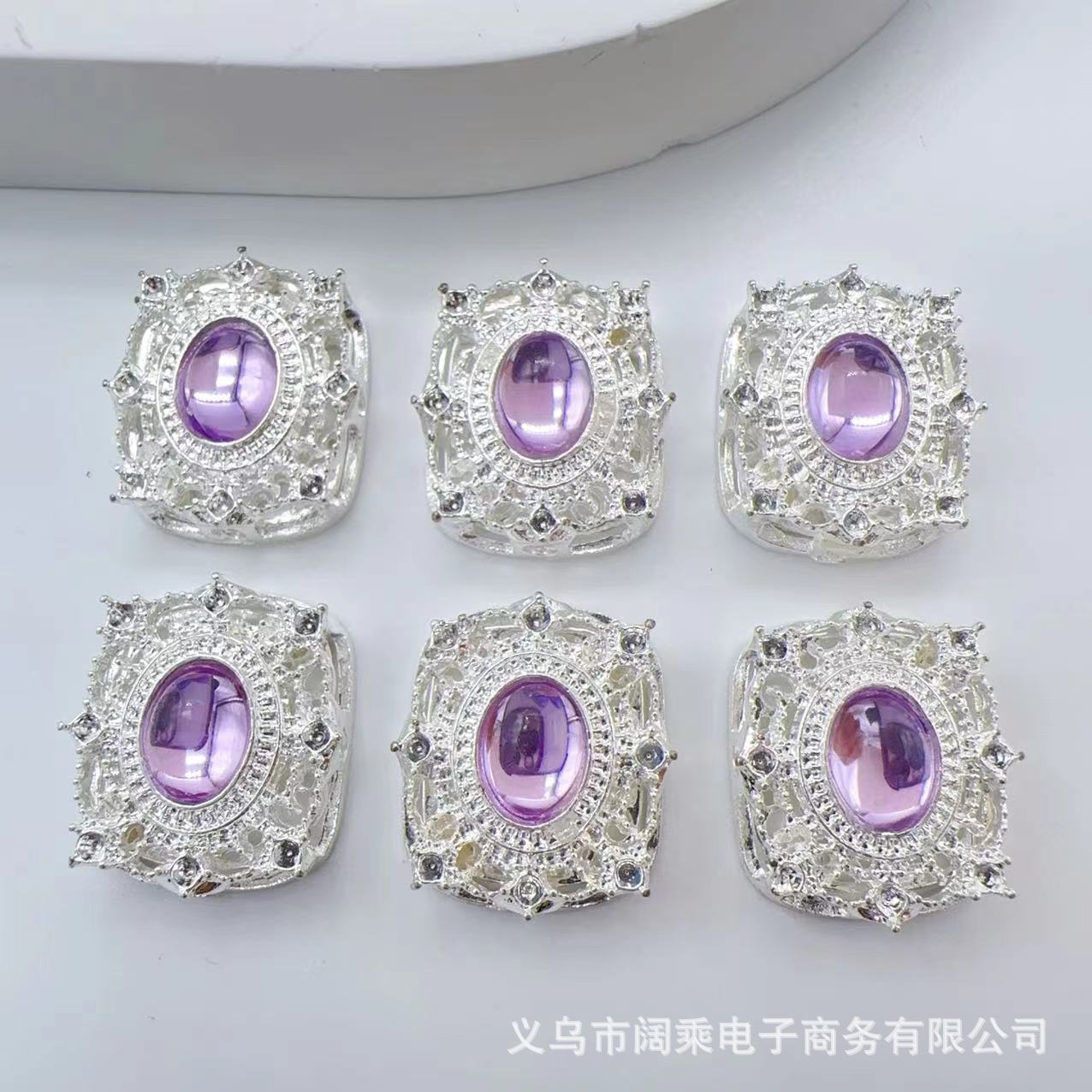 ダイヤモンドの長い方の大きい魔の箱の多い八穴のジルコニウムのdiyの手作りのビーズのブレスレットのネックレスの合金のアクセサリーのビーズの部品