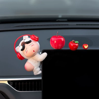 Flocked Little Car Interior Accessory, Car ornaments - white-crayon-shin-chan-apple
