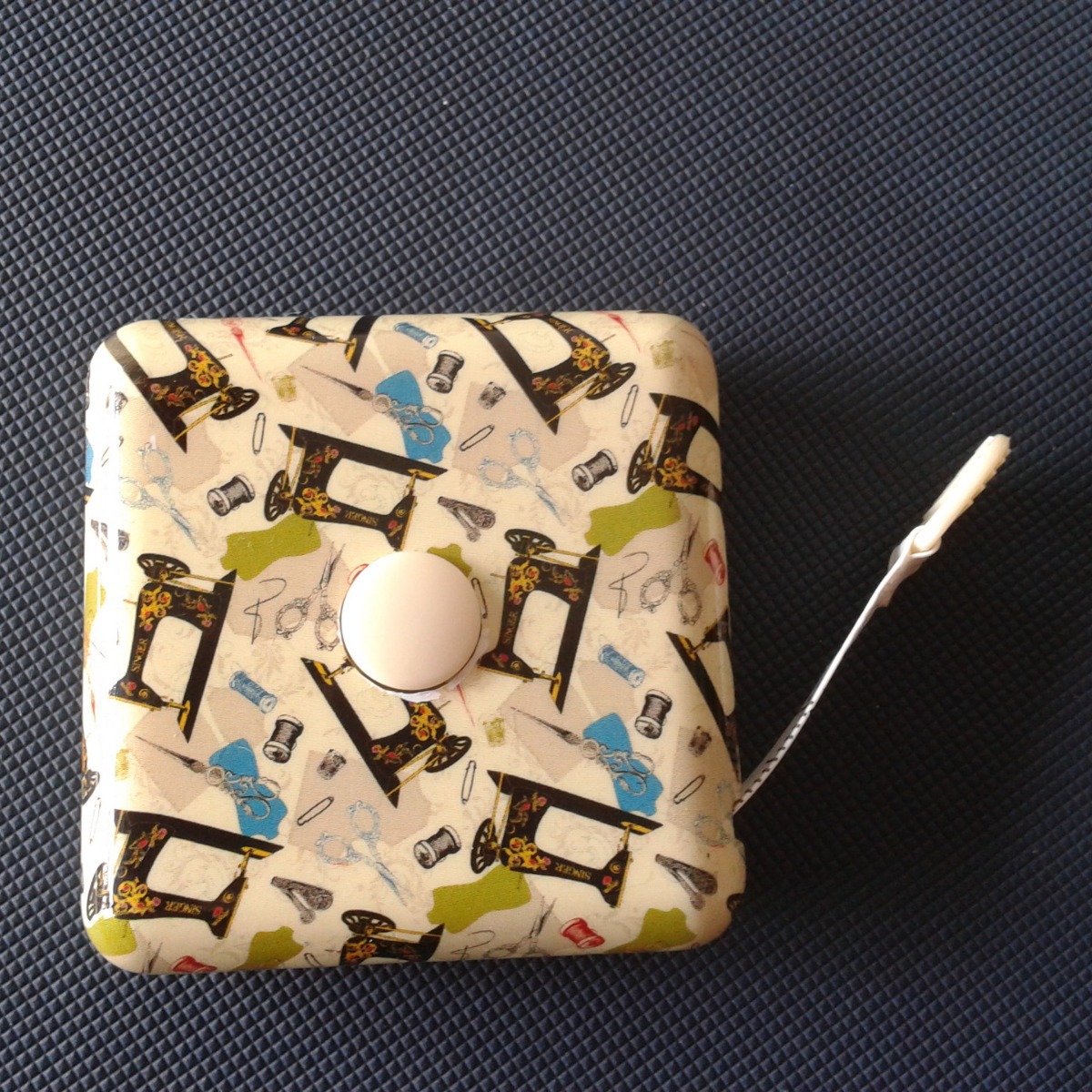 全版印刷方形伸缩型1.5m创意小塑料卷尺 measuring tape 150cm