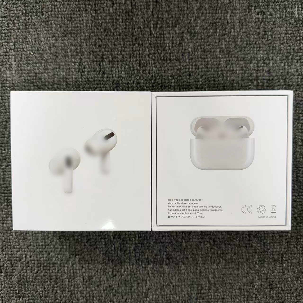 Top equipped with 8th generation Bluetooth (in-ear)
