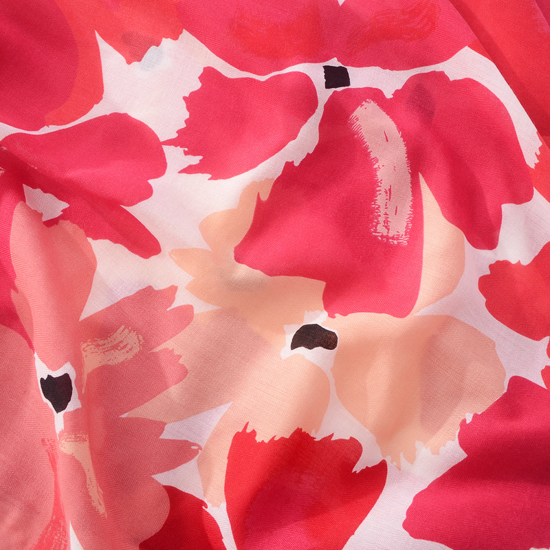 Comercio exterior transfronterizo bufanda de primavera caliente bufanda de seda de las mujeres chal largo rojo floral algodón Lino sentir borla bufanda