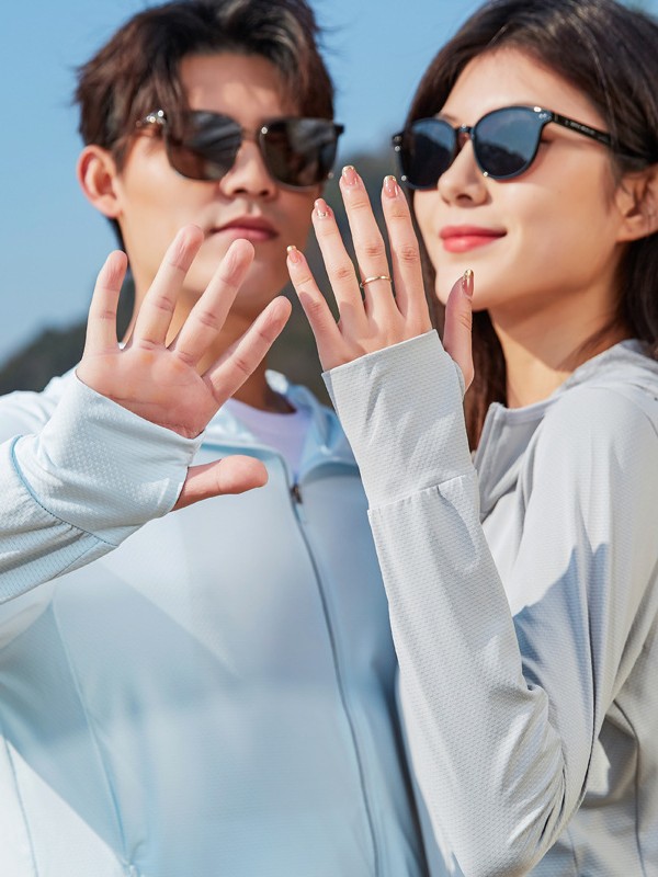 Ropa de protección solar personalizada logotipo de impresión de ropa de protección solar al aire libre para hombres y mujeres chaqueta de hielo delgada impresión de ropa de piel UV