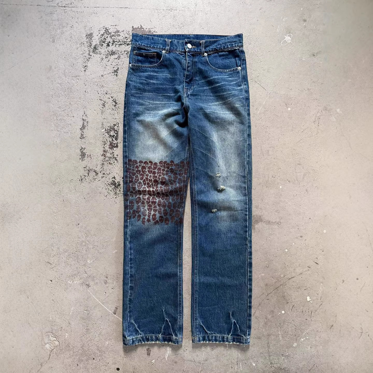 Y2K Vintage Washed Straight Leg Jeans – Low-Rise Distressed Denim Pants For Retro Streetwear & High Fashion_mkmklike.com