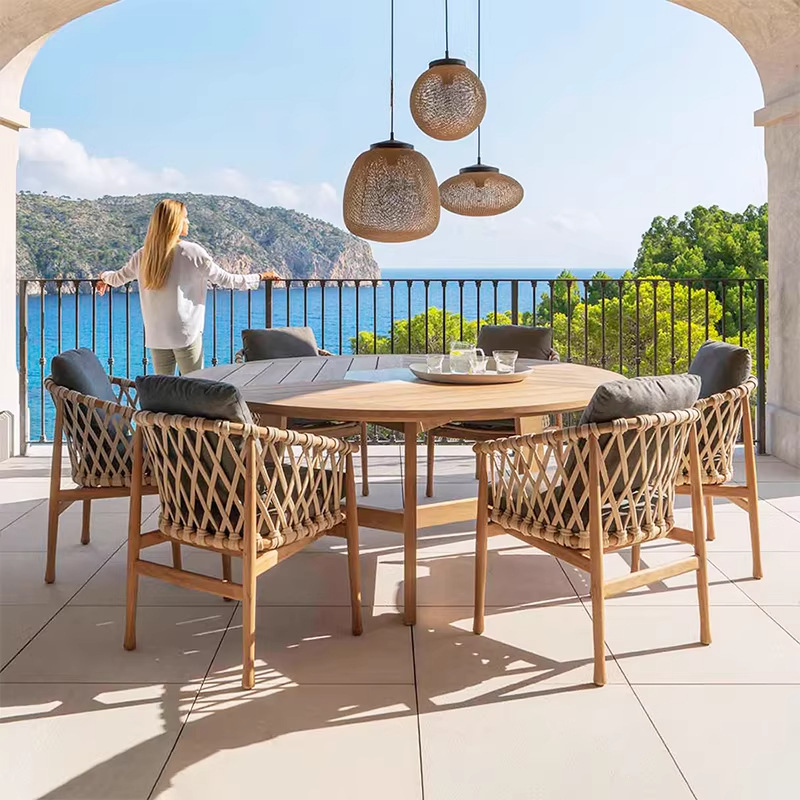 Mesa y silla de teca al aire libre Villa patio silla de caña Mesa y silla de comedor de madera maciza Muebles combinados silla de jardín silla de balcón silla de caña