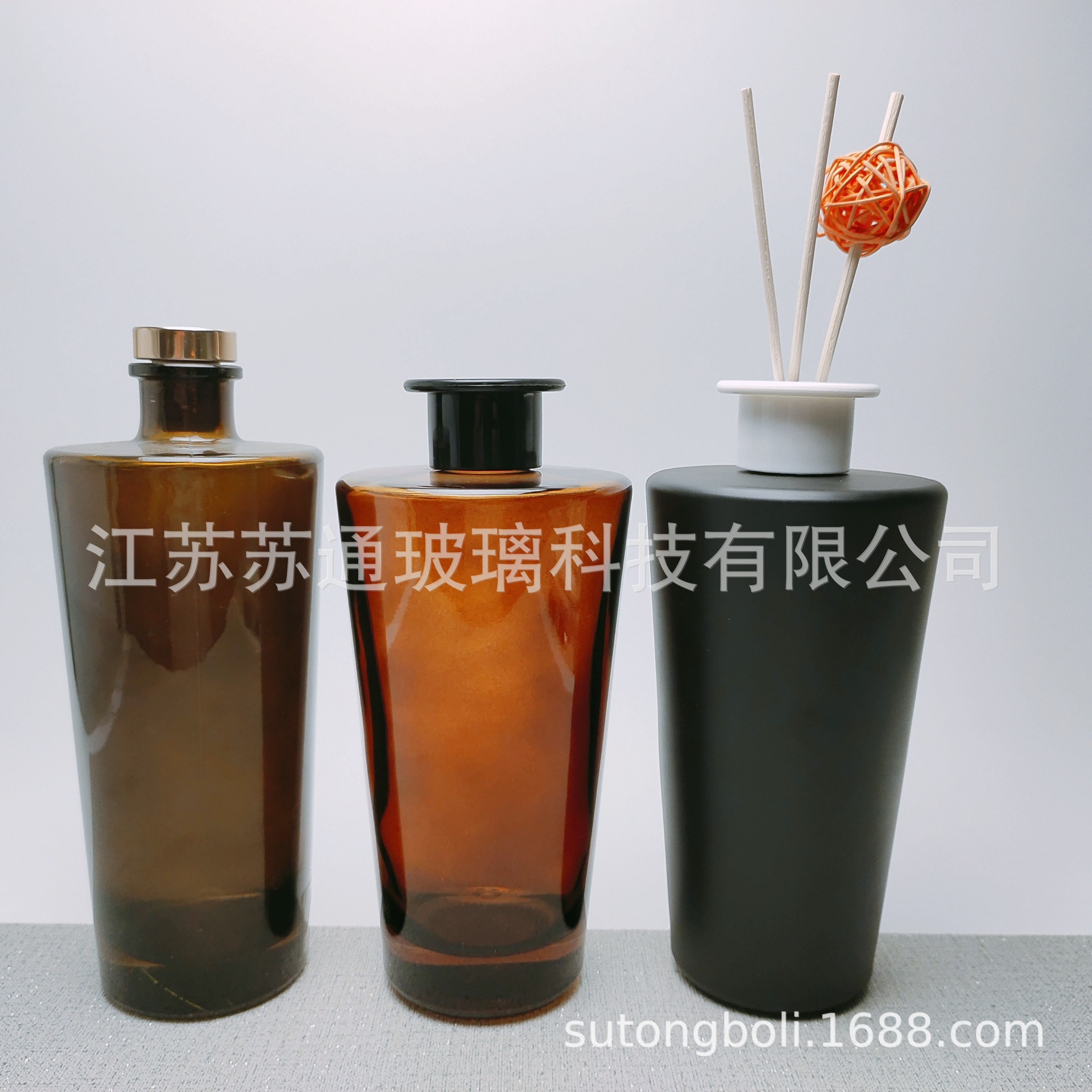 喷色精白料500毫升28丝口大倒锥玻璃香薰瓶大反口喷色玻璃香薰瓶