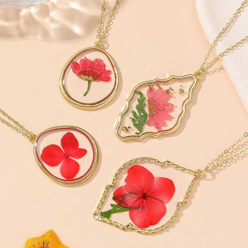 Fairy Style Dried Flower Alloy Cable Chain Pendant Necklaces Wholesale display picture 1