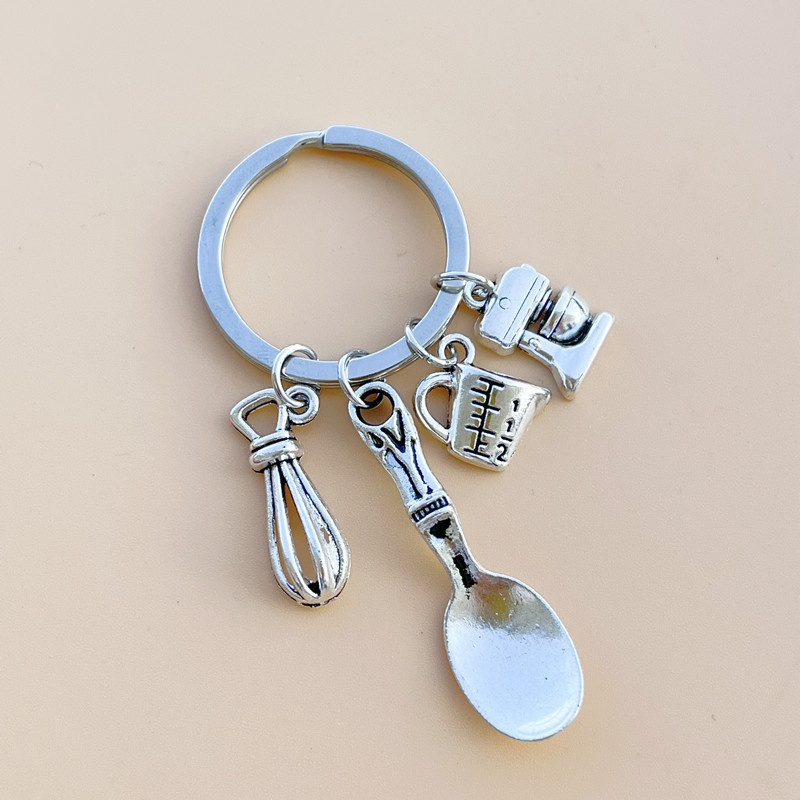 Large spoon shovel measuring cup egg blender cooking key ring Western chef chef gift cross-border
