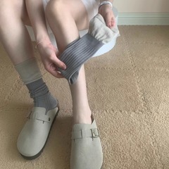 春と秋の新しいスタイルはとても層構成が良いです！ダブルローカラーの秋冬風カレッジスタイルの甘い女の子のミッドカーフソックスとロングソックス