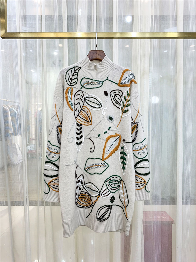 毛衣2020秋冬新款半高领重工立体刺绣花朵图案慵懒风宽松针织衫女|ms