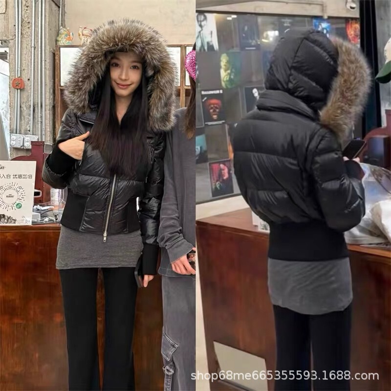In Stock: Yi Mengling Detachable Sleeve Short Slim-Fit Fur Collar down Jacket, Black In Stock: Yi Mengling Detachable Sleeve Short Slim-Fit Fur Collar down Jacket, Black