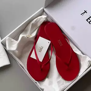 2026 Summer European and American niche minimalist women's flip-flops, soft and comfortable flat sandals for casual outdoor wear