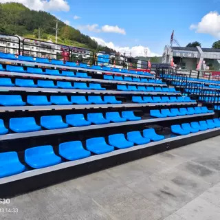 *手动式低靠背伸缩看台（含骨架）*