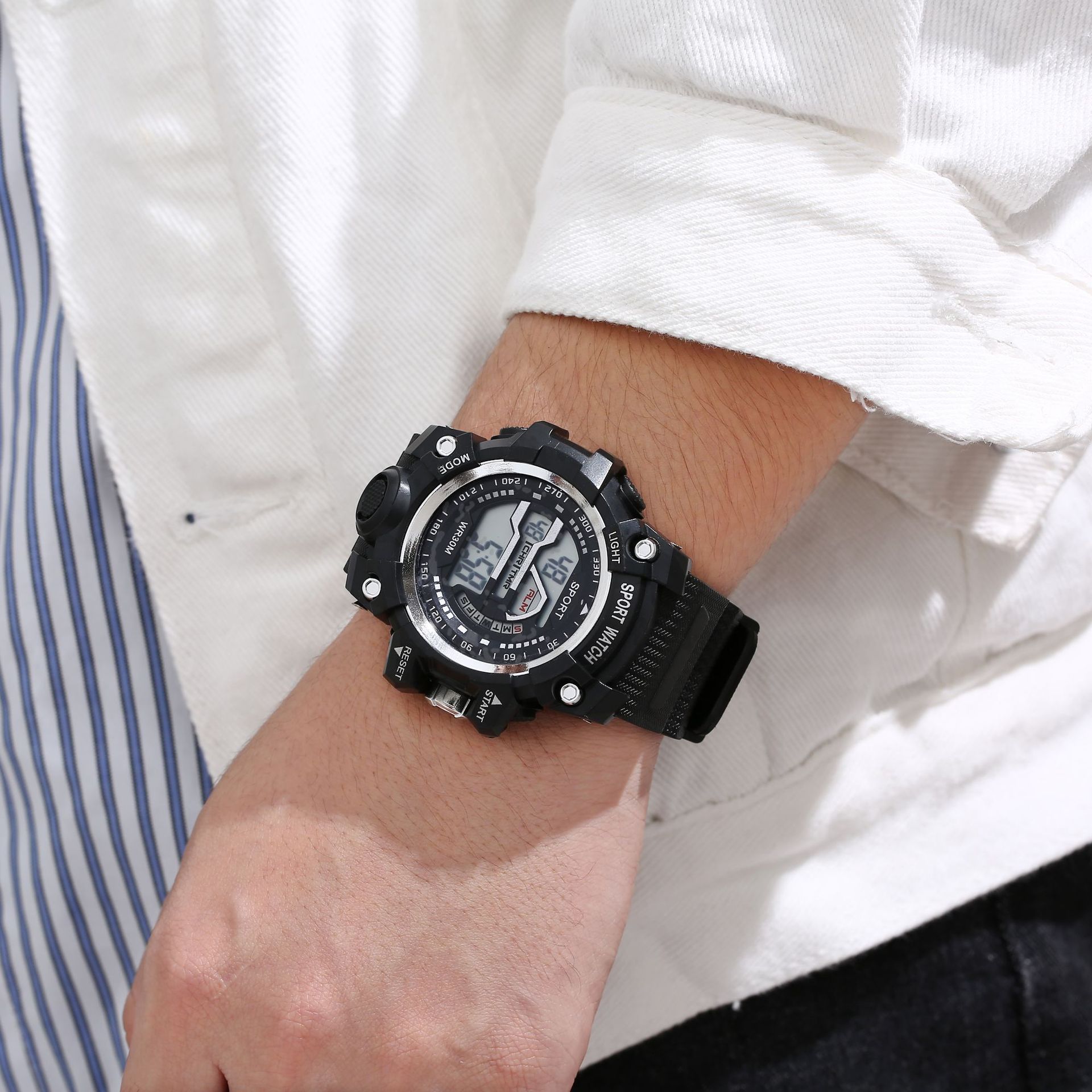 2023 nuevo reloj de moda estudiantes masculinos y femeninos coreanos simples ins deportes adolescentes estudiante de secundaria reloj despertador