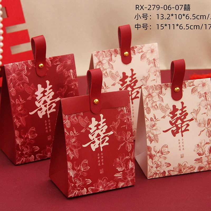 Маленькая красная книга с той же китайской коробкой конфет для помолвки конфеты сумка с подарочной коробкой для рук