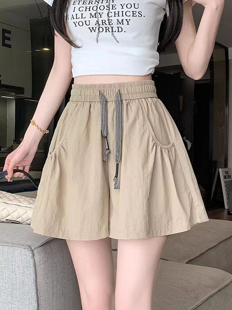 카키색
