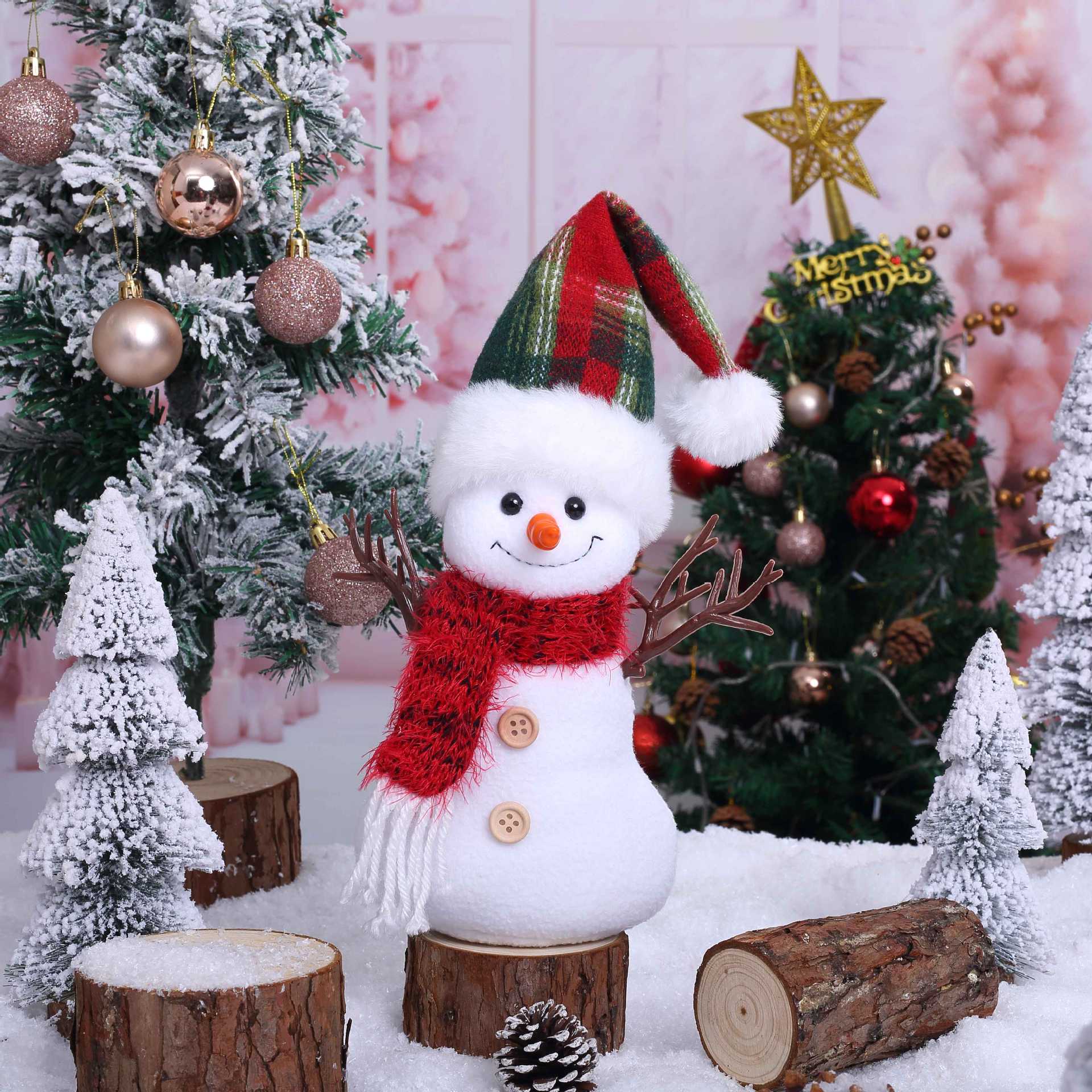 Adorable muñeco de nieve de Navidad sentado muñeca ventana decoración cruzada Rudolph sombrero muñeca decoración al por mayor