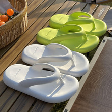 ������Ů�����⴩������߼���ԡ��ϴ�����������߅ɳ���A�_��Ь