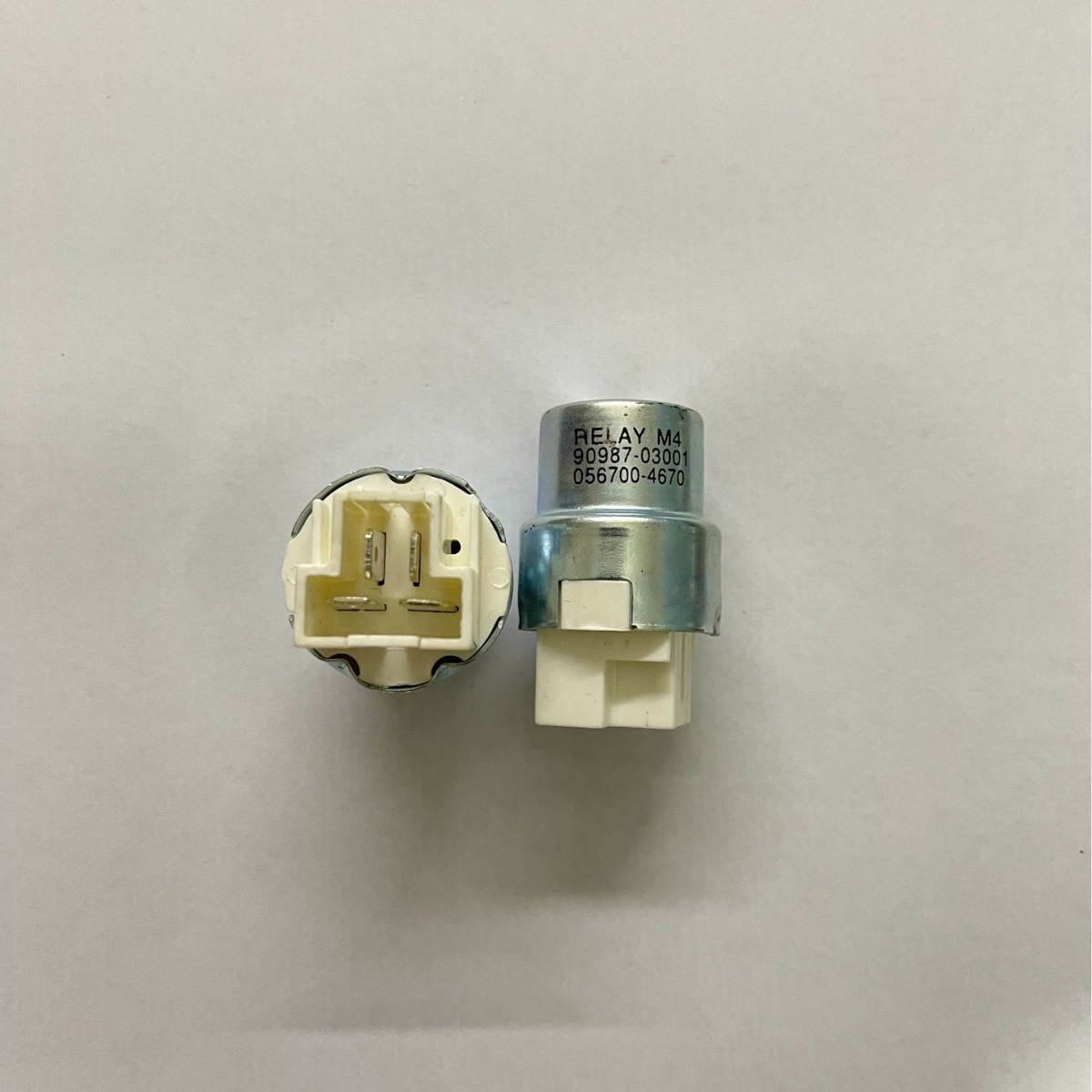 丰田铁壳继电器90987-03001丰田继电器056700-4670