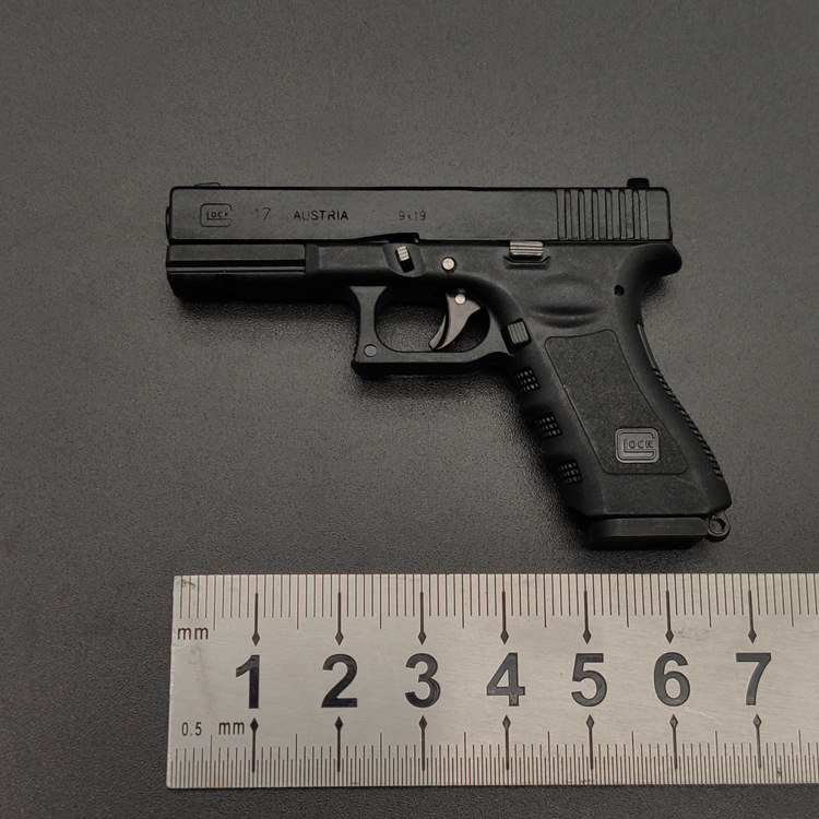 1:3格洛克 GLOCK 抛壳版钥匙扣模型摆件绝地求生吃鸡玩具