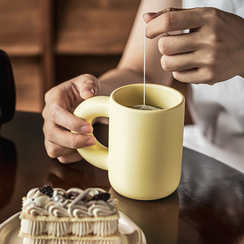 Taza de alta capacidad, mango graso, taza de té de la tarde, taza de leche doméstica diaria, taza de cerámica, taza de agua potable