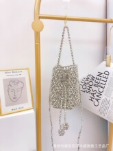 闪闪串珠水桶包手工编织包斜挎女大容量高级宴会旅游度假手拎女包