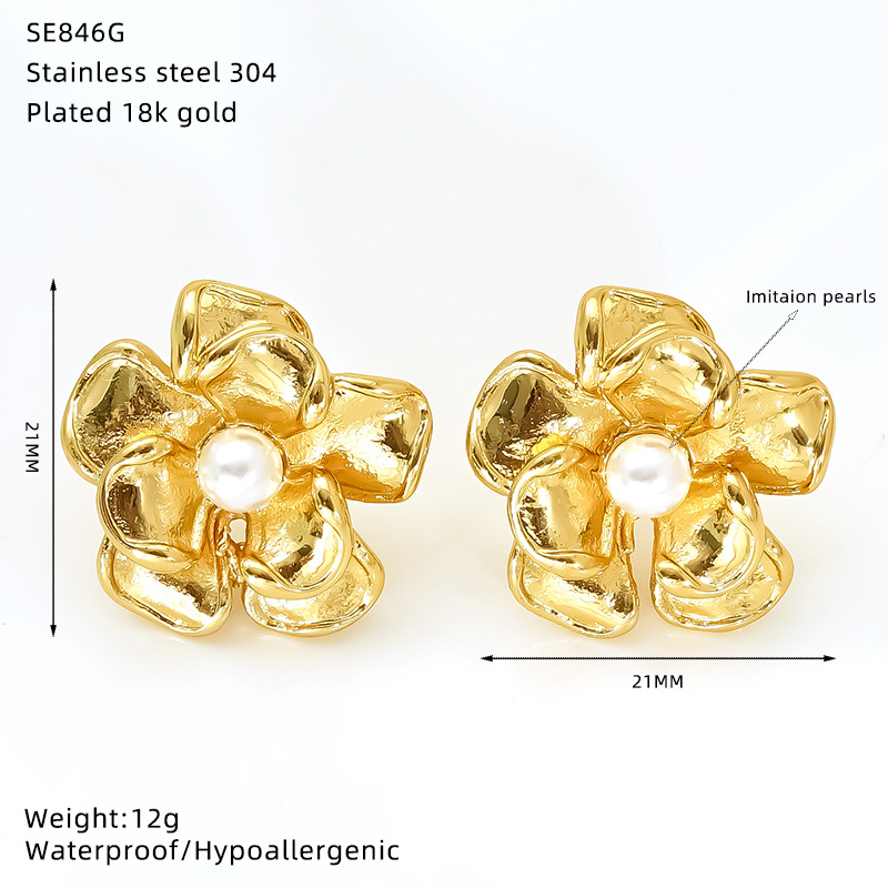 Titanium Steel Ear Needle Material 1 Pair Retro Classic Style Flower Imitation Pearl Titanium Steel Ear Studs