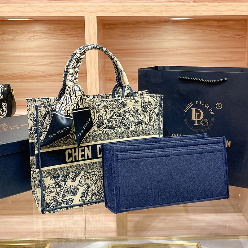 2025 nuevo estilo de alta moda lujoso ligero bolso completo bordado animal de transporte de gran capacidad bolsa de compras universal