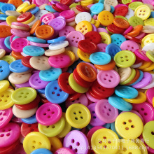 四眼细边塑料纽扣 diy纽扣 面包扣 彩色圆边扣 黑白扣  塑料纽扣