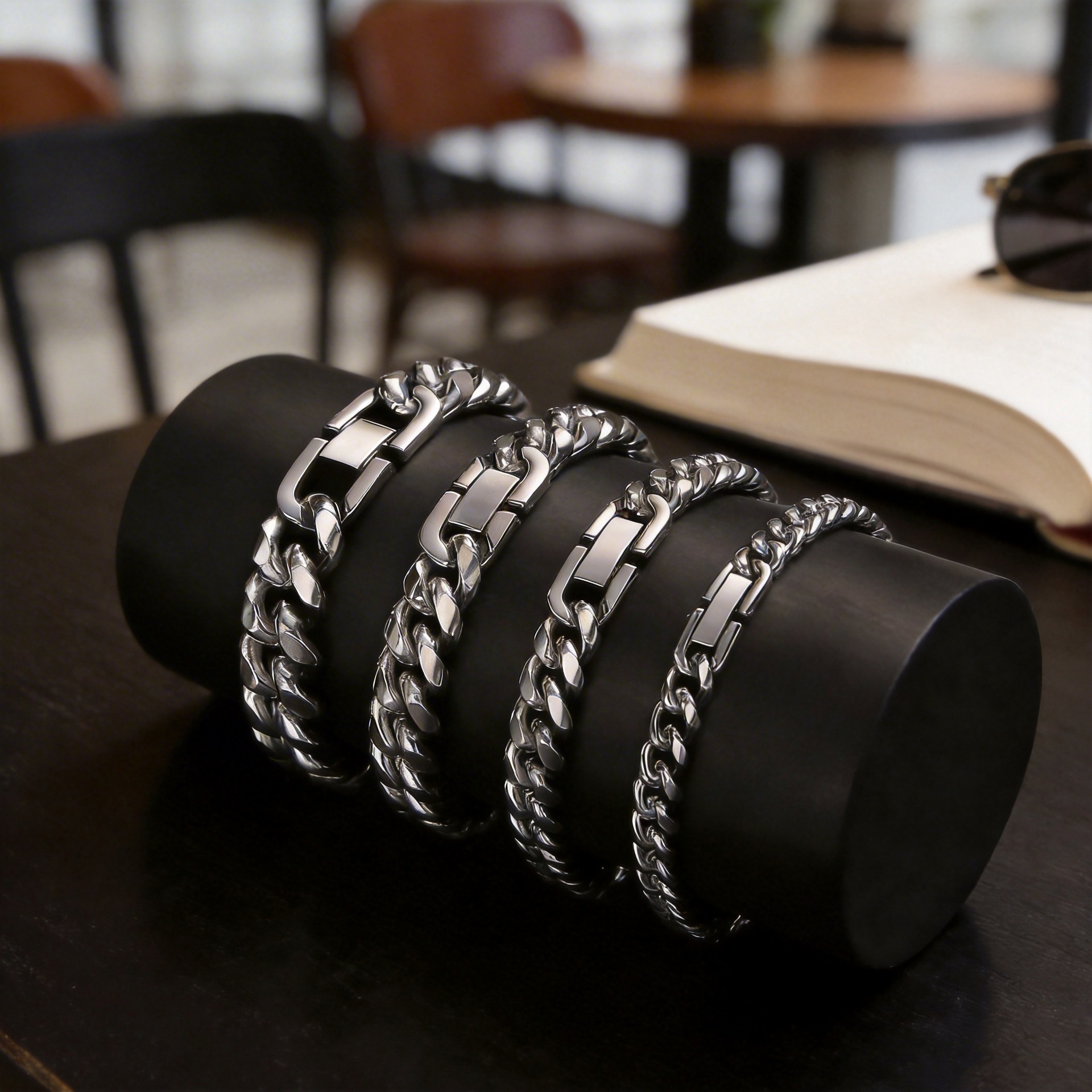 Titanium Steel Bracelet Men's Jewelry Cuba Light Luxury Jewelry Ins Niche Design Women's Couple Student Fashion Brand Bracelet